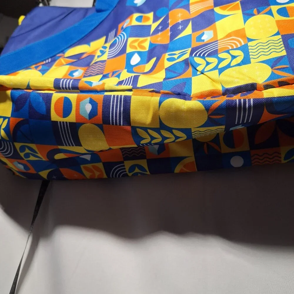NWOT Liquid IV Cooler Tote